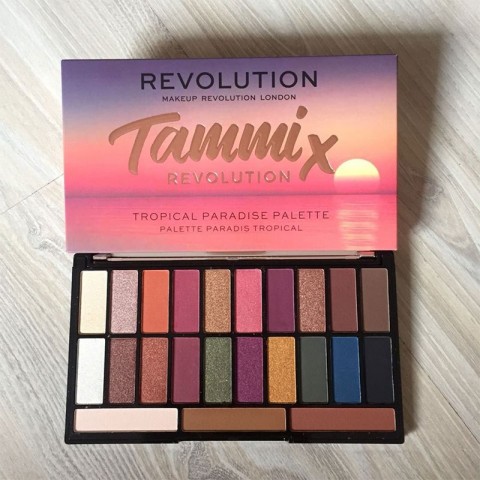 Makeup Revolution X Tammi Tropical Paradise Eyeshadow Palette