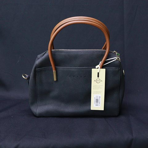 Classic medium Shoulder bag for women (AA101903272) - Black