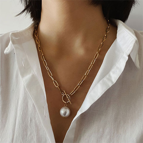 Exaggerated Portrait Imitation Necklace