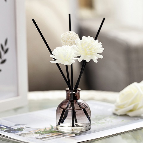 Home Aroma Therapy Rattan Reed Fragrance Diffuser Set - Lily (20245)