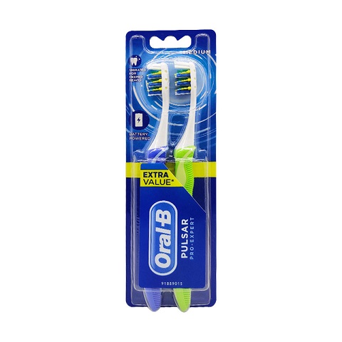 Oral-B Pro Expert Pulsar Medium Toothbrush 2pc - Blue & Green