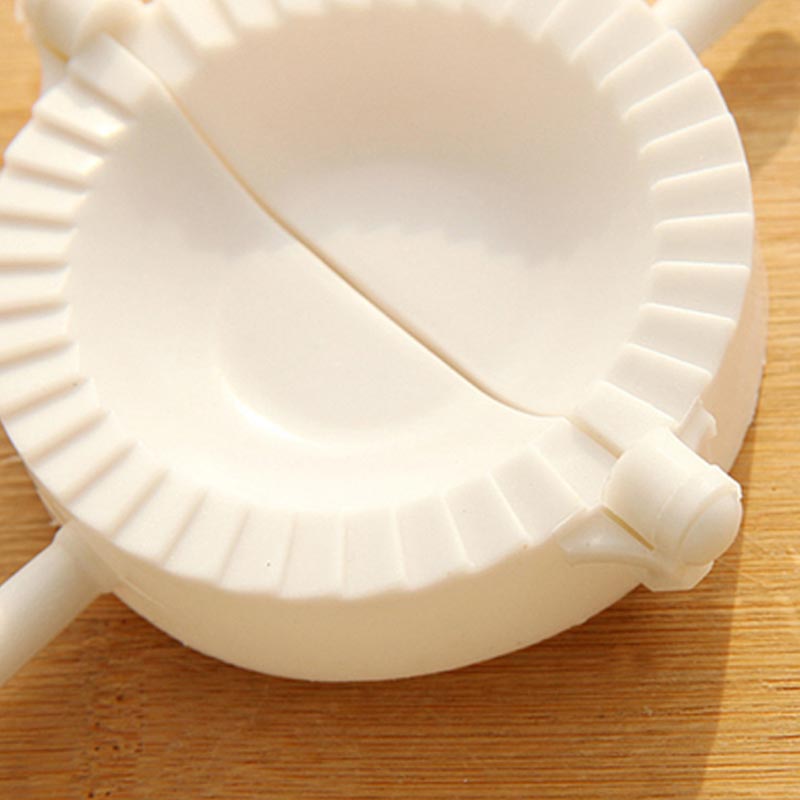 Plastic Manual Dumpling Making Tool - White