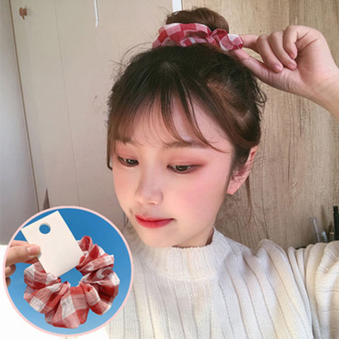 simple-check-printed-rubber-tie-hair-band-white-red_regular_62fb5769f2d66.jpg
