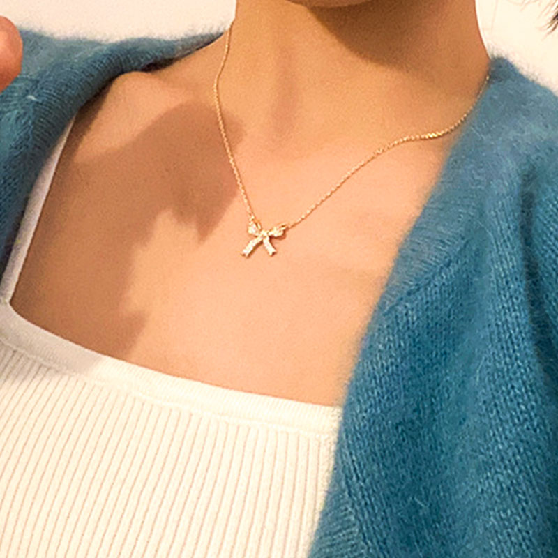 Simple Creative Bow Design Locket Chain Necklace (301096)