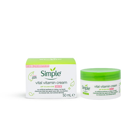 Simple Kind to Skin Vital Vitamin Day Cream 50ml - SPF 15