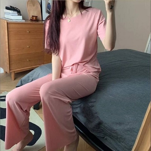 Women's Short-Sleeved Tops and Trouser Suit - Pink